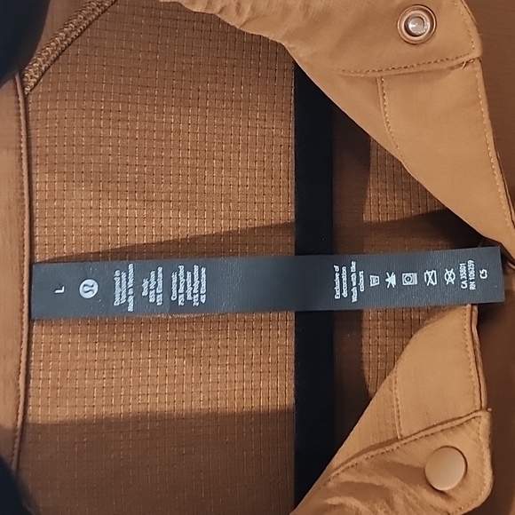 Lululemon Double Pocket Long Sleeve Overshirt - Picture 4 of 14